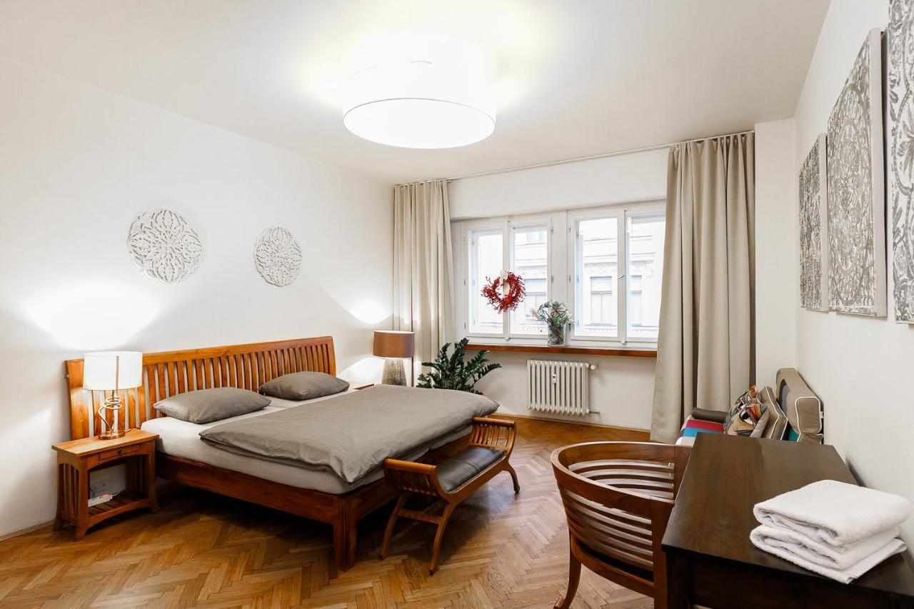 Luxury Apartment Dlouha Prag Exterior foto